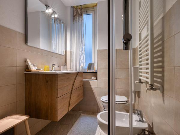 Your House Rooms : photo 7 de la chambre chambre simple avec salle de bains extérieure privative