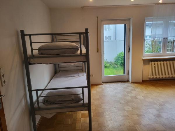 Pension Trudering : photo 1 de la chambre chambre quadruple