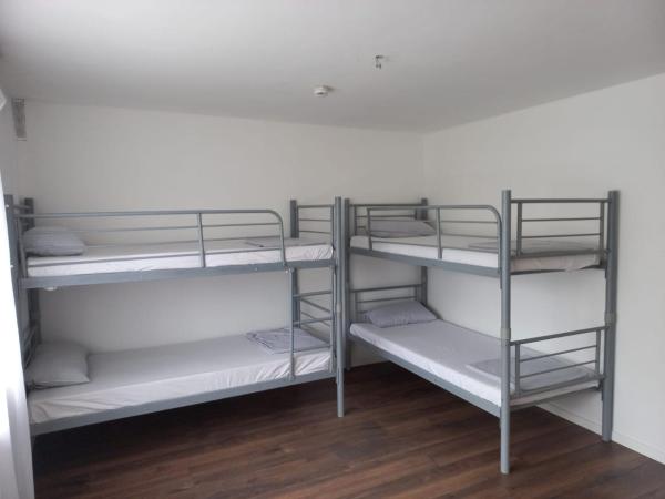 Pension Trudering : photo 3 de la chambre chambre triple