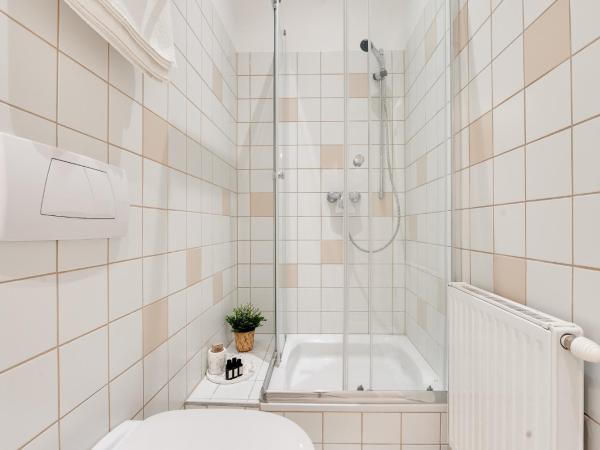 Atik Hotel Vienna : photo 10 de la chambre suite avec balcon