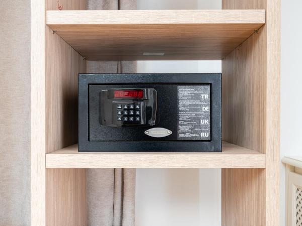 Atik Hotel Vienna : photo 10 de la chambre chambre lit queen-size deluxe