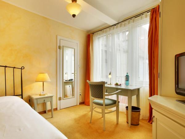 Hotel Bellmoor im Dammtorpalais : photo 5 de la chambre chambre simple