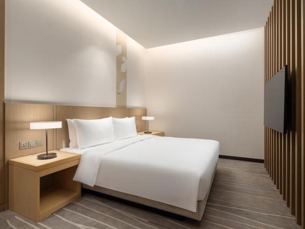 Fraser Place Wujiaochang Shanghai - Adjoin business center, free minibar : photo 3 de la chambre suite deluxe 1 chambre