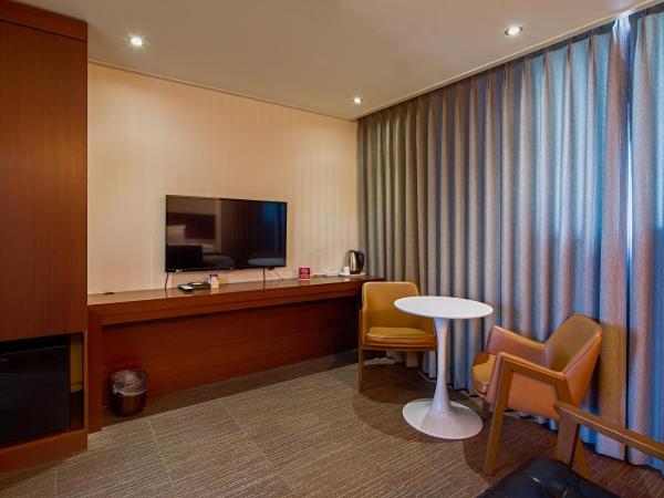 Namsan Hill Hotel : photo 4 de la chambre chambre double deluxe