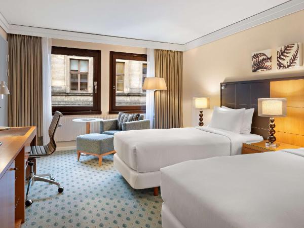Hilton Dresden an der Frauenkirche : photo 1 de la chambre chambre lits jumeaux exécutive