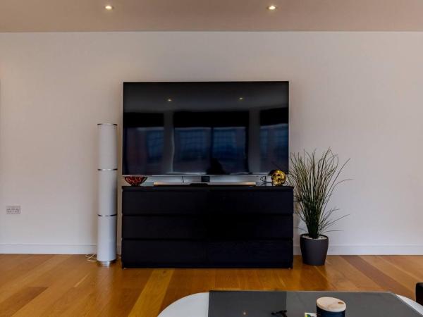 Pass the Keys Executive Penthouse 2 Bed Jewellery Quarter : photo 10 de la chambre maison 2 chambres