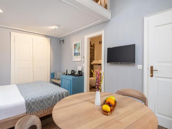 Clouds Boutique Guesthouse : photo 5 de la chambre chambre deluxe avec 2 lits queen-size