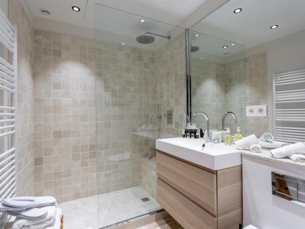 La Réserve by Mougins Luxury Retreats : photo 7 de la chambre suite 2 chambres - vue sur village