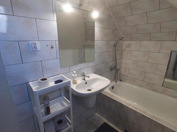 Noclegi Słodki Sen 2 : photo 6 de la chambre appartement 2 chambres avec balcon