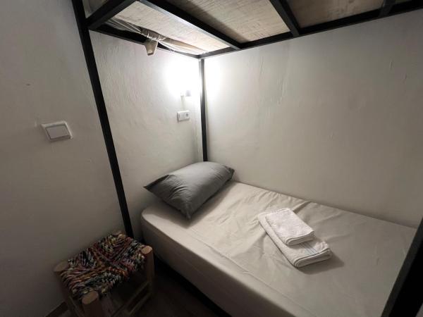 Dar Oussama : photo 2 de la chambre dortoir pour femmes 4 lits