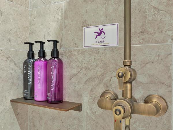 Mercure Hangzhou Xixi Zijingang : photo 5 de la chambre chambre lit king-size deluxe