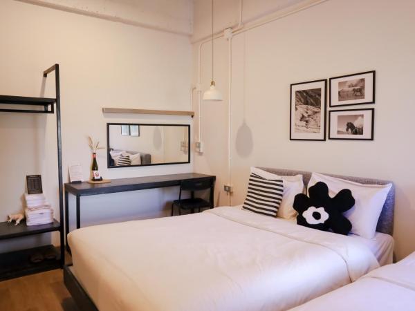 The51Hometel : photo 9 de la chambre suite familiale