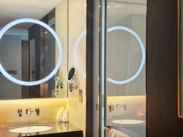 Beijing Xiamenair Jianianhua Hotel : photo 1 de la chambre chambre affaires lit queen-size