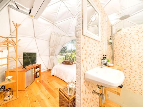The Campster Kanchanaburi : photo 7 de la chambre glamping dome