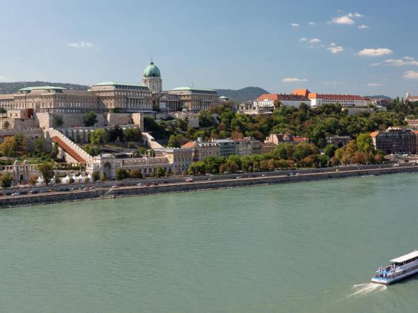 Budapest Marriott Hotel : photo 5 de la chambre chambre lit king-size deluxe avec vue