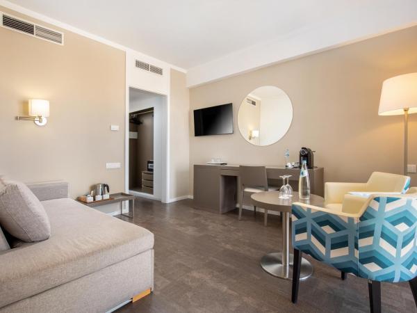 AP Eva Senses : photo 2 de la chambre suite - vue sur ville