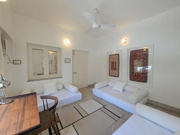 Fouzdar House by LuxUnlock Private Villas : photo 2 de la chambre chambre lit king-size supérieure