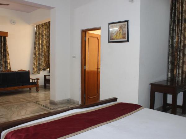 Hotel Sukhvilas : photo 3 de la chambre chambre deluxe