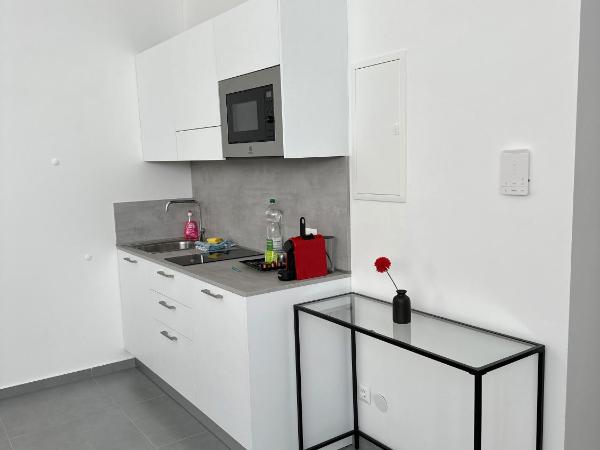 Grazora Living Apartments : photo 5 de la chambre suite avec balcon