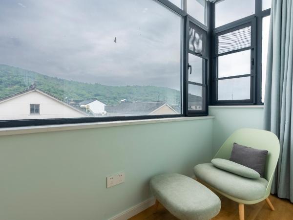 茶墅民宿 : photo 1 de la chambre suite familiale avec balcon