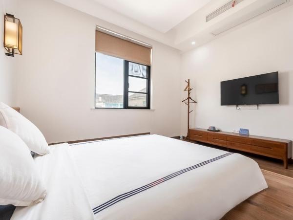 茶墅民宿 : photo 7 de la chambre chambre double avec salle de bains privative