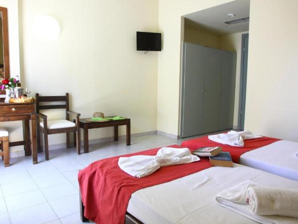 Porto Plazza Hotel : photo 3 de la chambre chambre double ou lits jumeaux