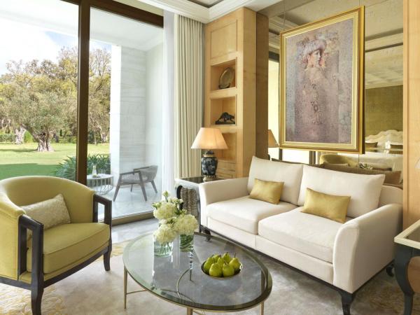 The Ritz-Carlton Rabat, Dar Es Salam : photo 6 de la chambre chambre lit king-size de luxe avec terrasse - vue sur jardin