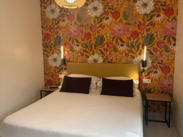 kyrn flor : photo 2 de la chambre chambre double avec terrasse