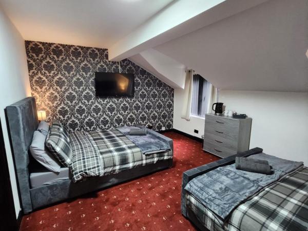 Rainsough Cottage Guest House - Sleeps upto 8 with ensuite - Free Parking & WiFi : photo 2 de la chambre chambre double avec salle de bains privative