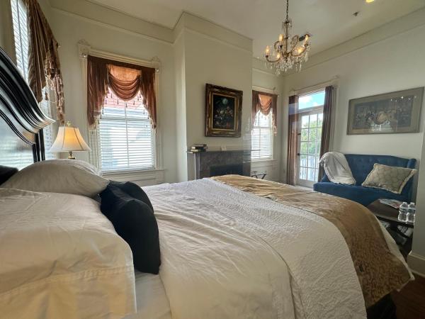 Amethyst Garden : photo 1 de la chambre chambre lit queen-size avec balcon