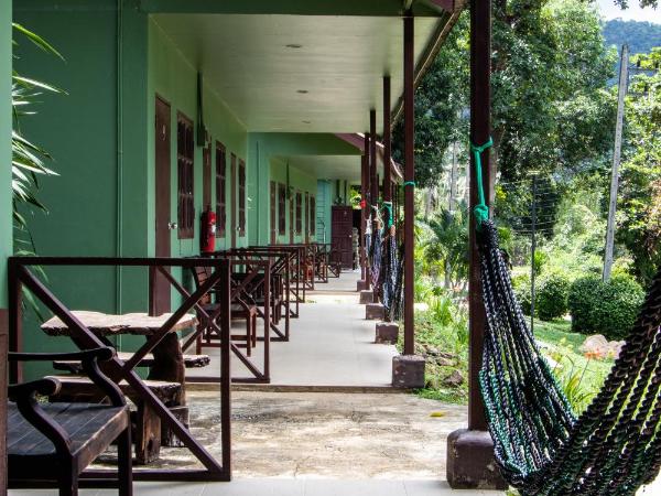 Cliff Cottage : photo 1 de la chambre chambre lits jumeaux deluxe - vue sur mer