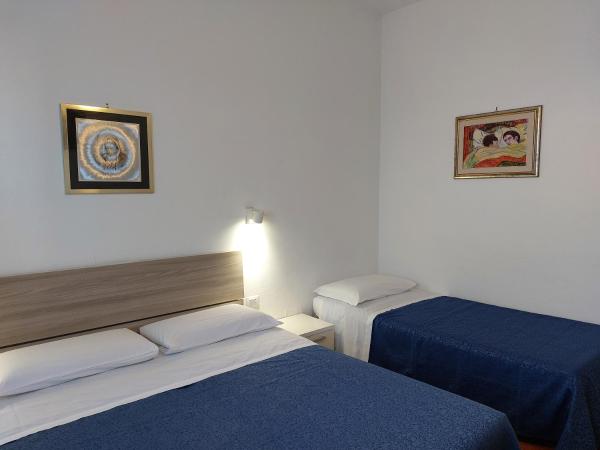 B&B SoleLuna : photo 3 de la chambre chambre triple standard