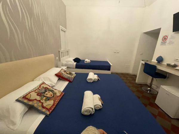 Sleep Inn Catania rooms - Affittacamere : photo 3 de la chambre chambre triple deluxe