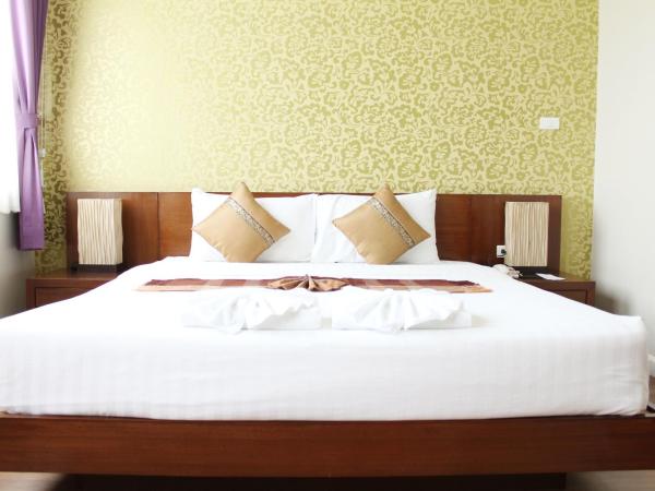 Baiyoke Ciao Hotel : photo 7 de la chambre one-bedroom suite double