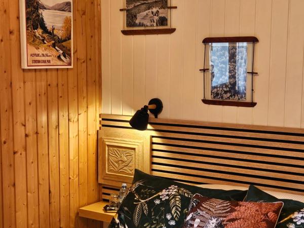 Chalet Perle des Hauts : photo 6 de la chambre chambre double - vue sur montagne