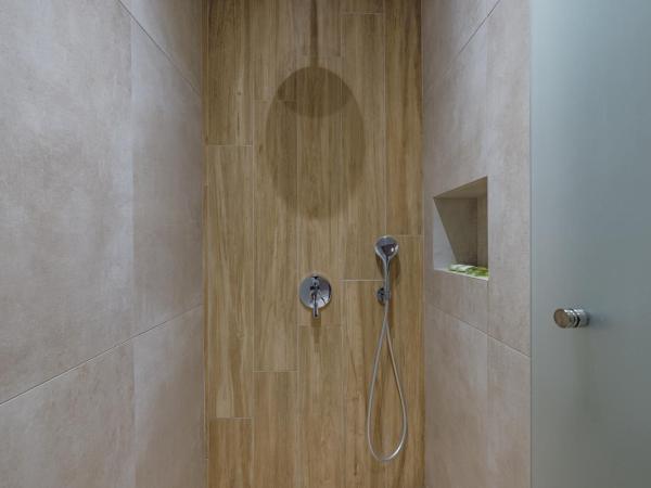 El Mar Naxos : photo 1 de la chambre suite familiale avec bain à remous extérieur - vue sur mer