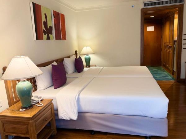 Silom Serene A Boutique Hotel : photo 4 de la chambre chambre lits jumeaux de luxe premium