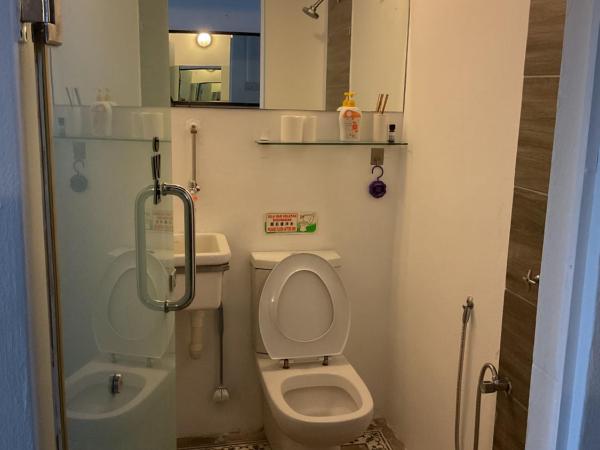 Homs Female Hostel : photo 8 de la chambre lit dans dortoir pour femmes de 4 lits