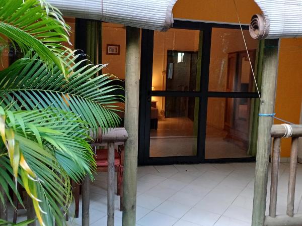 Le Palmier : photo 3 de la chambre chambre double - vue sur piscine