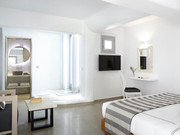 Kalisti Hotel & Suites : photo 5 de la chambre suite Élégante avec jacuzzi extérieur privé - vue sur jardin