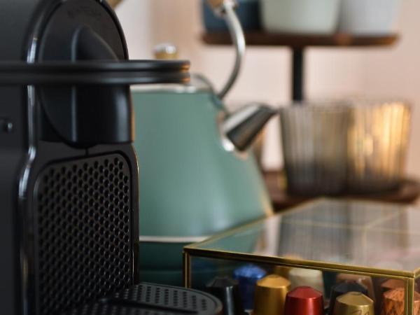 La chambre de Sam - Chambre lit 180 avec SDB privée proche centre ville : photo 5 de la chambre chambre double avec salle de bains privative