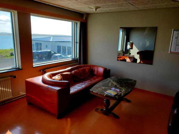 Víðines Guesthouse : photo 4 de la chambre chambre double avec salle de bains commune