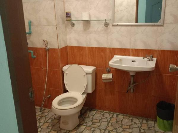 High5 Guesthouse : photo 5 de la chambre lit dans dortoir mixte de 6 lits