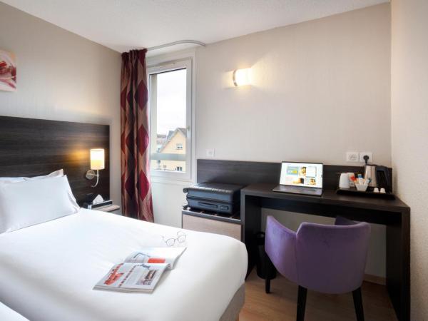 Kyriad Belfort Centre Gare : photo 2 de la chambre chambre lits jumeaux