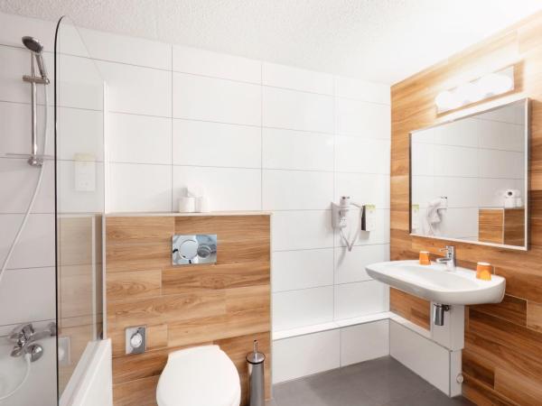 Kyriad Belfort Centre Gare : photo 4 de la chambre chambre lit double supérieure