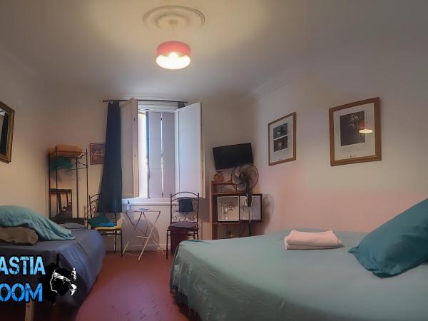 Bastia Room : photo 1 de la chambre chambre triple classique