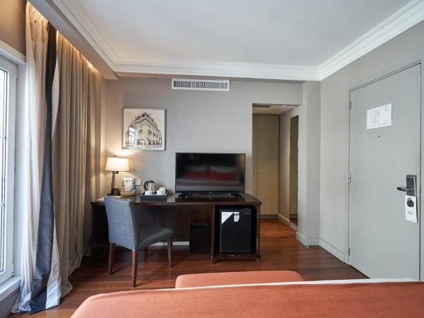 Carles Hotel : photo 4 de la chambre chambre exécutive lit queen-size