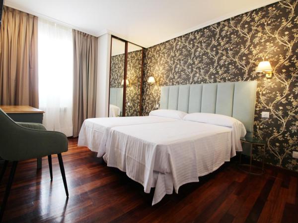 Hostería de Adarzo : photo 7 de la chambre chambre lits jumeaux avec salle de bains privative