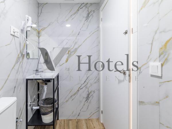 AYZ Princesa-Auto check-in property : photo 7 de la chambre chambre double Économique