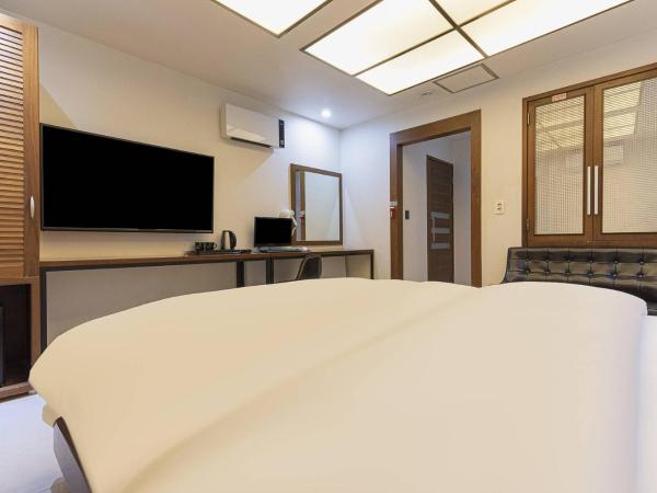 TJ Hotel : photo 4 de la chambre chambre double